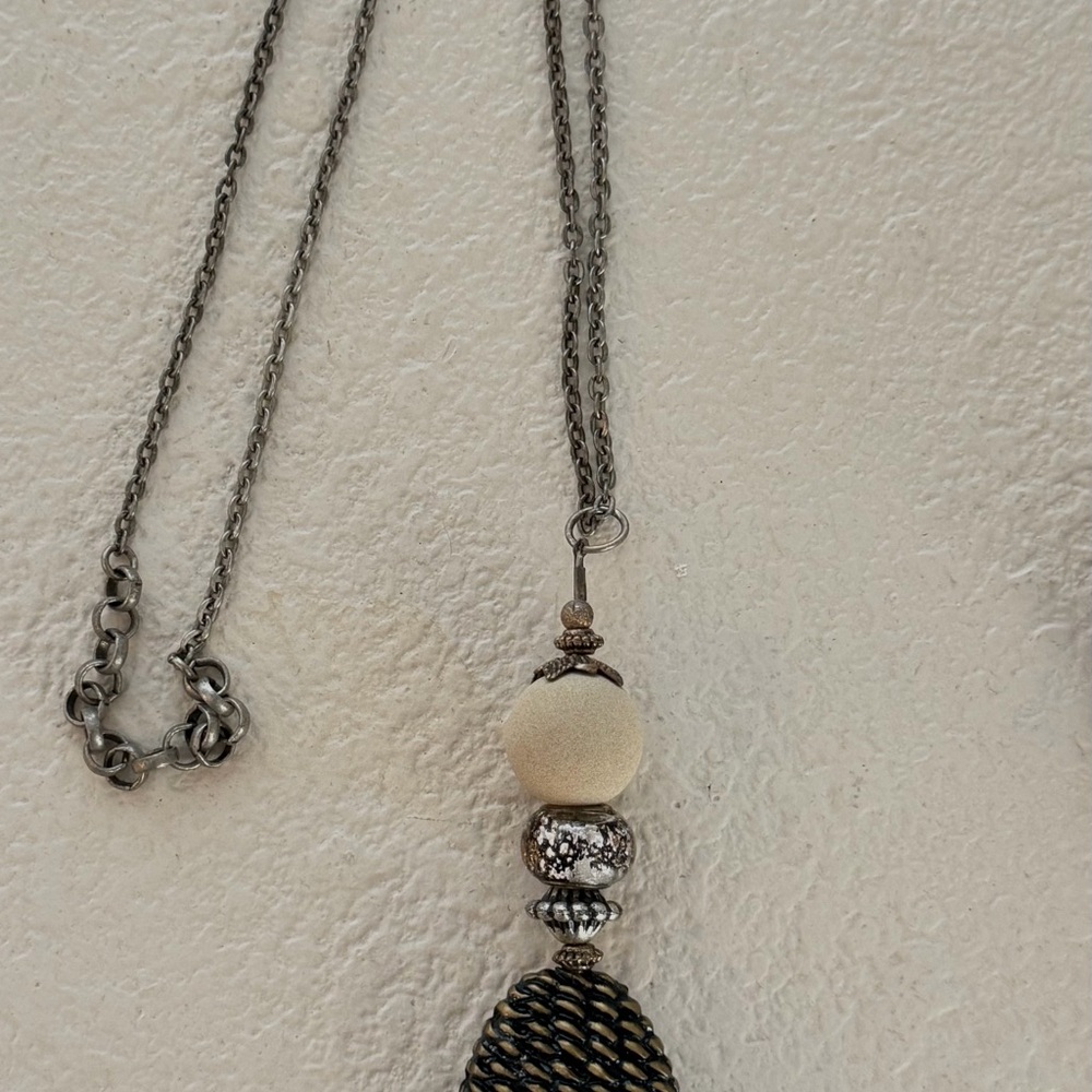 Two-Tone silver and cream necklace